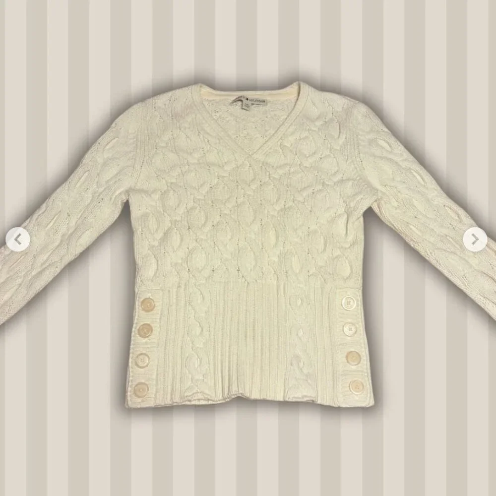 Vintage Tommy Hilfiger Cream Cable Knit Sweater Large - Picture 2 of 6